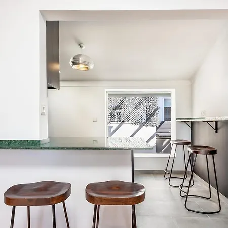 Stunning In Bairro Alto By Guestready *