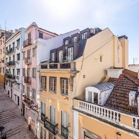 Stunning In Bairro Alto By Guestready
